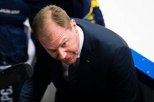 s tränare Johan Lindbom