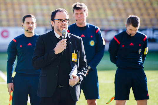 Elsfborgs vice ordförande Sune Lundqvist håller tal, på