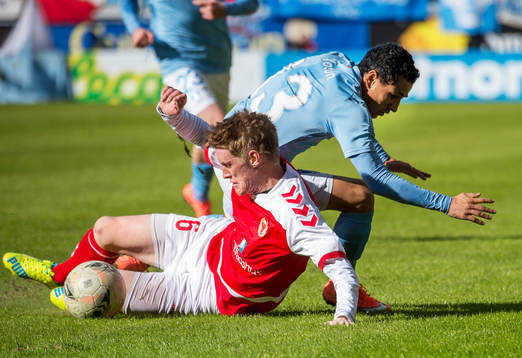 Kalmars Rasmus Elm och Malmö FFs Yoshimar Yotún