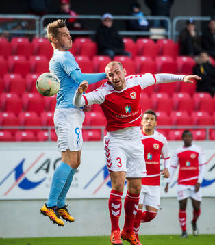 Malmö FFs Markus Rosenberg och Kalmars Sebastian