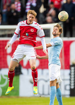 Kalmars Rasmus Elm och Malmö FFs Kári Árnason