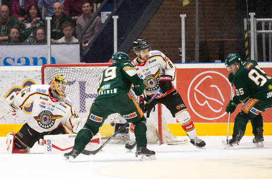 Luleås Craig Schira och Färjestads Antti Tyrväinen