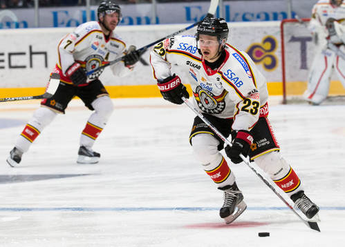 Luleås Lucas Wallmark i action