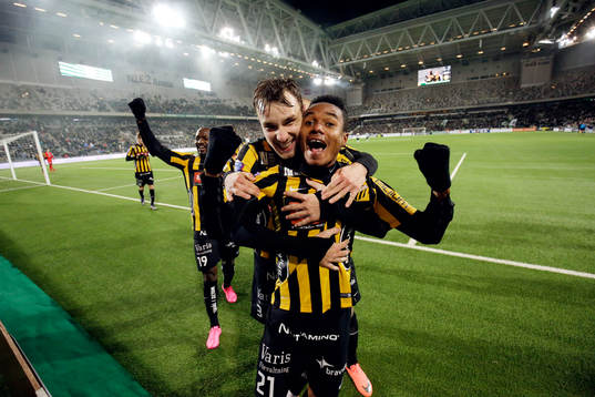 Bläddra bland fler bilder av Fotboll, Svenska Cupen, Semifinal, Hammarby - Häcken