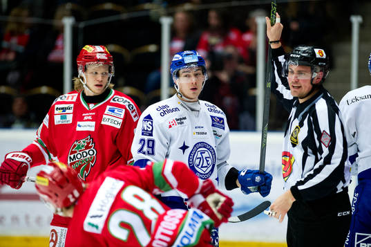 Modos Ludvig Nilsson och Leksands Tobias Forsberg