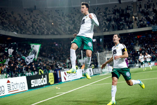 Hammarbys Melker Hallberg jublar