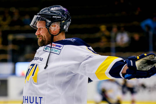 s  Jere Karalahti