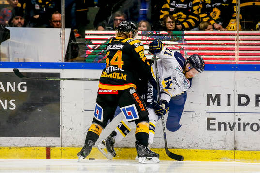 s  Mattias Tedenby