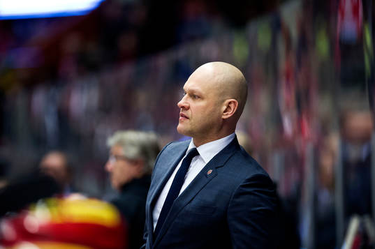 Modos tränare Andreas Johansson