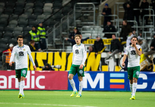 Hammarbys Melker Hallberg (v), Lars Saetra (m) och Philip