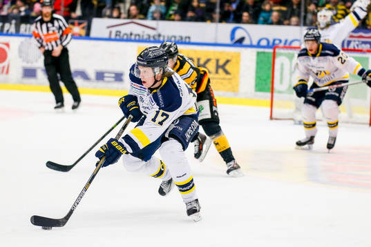 s Emil Johansson