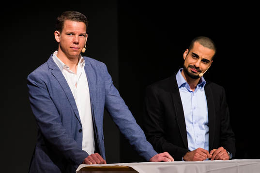 Domare Daniel Wärnmark och Mohammed Al Hakim