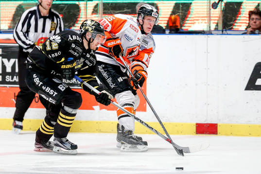 s Fredrik Hynning och Karlskronas Toni Kähkönen