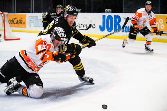 Bläddra bland fler bilder av Ishockey, Kval till SHL, AIK - Karlskrona