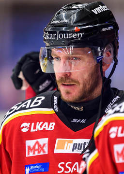 Luleås Jan Sandström på uppvärmningen