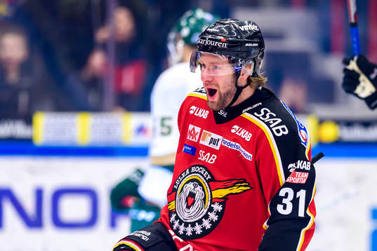 Luleås Jonathan Granström jublar