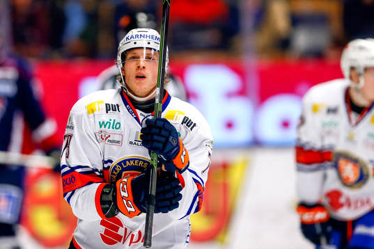 Växjös Patrik Lundh jublar