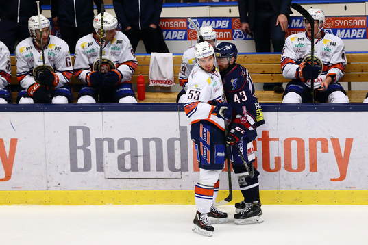 Växjös Eddie Larsson och Linköpings Nichlas Hardt
