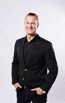 Daniel Kristofferson, Expressen