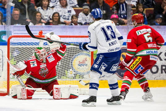 Modos målvakt Adam Reideborn räddar chans för Leksands