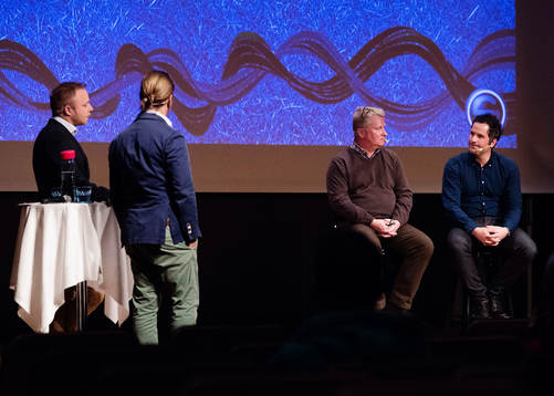 Konferenciererna Anders Andersson och Jesper Hussfelt