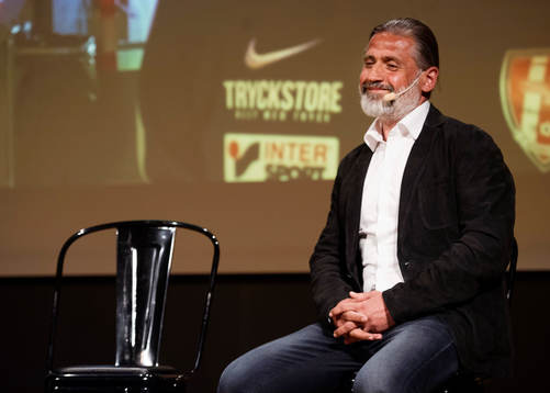 Athletics tränare Özcan Melkemichel