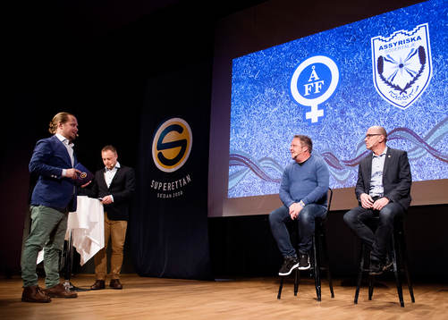Åtvidabergs tränare Roar Hansen och Assyriskas tränare