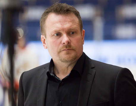 Luleås tränare Joakim Fagervall vid uppvärmningen innan