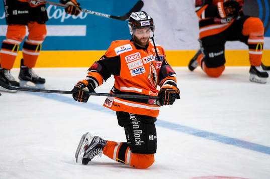 Karlskronas Mattias Guter värmer upp