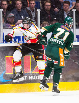 Luleås Jonathan Sigalet och Färjestads Travis Turnbull
