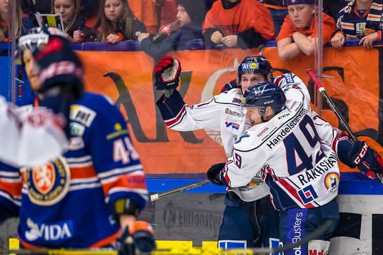 Linköpings Henrik Törnqvist och Rhett Rakhshani jublar