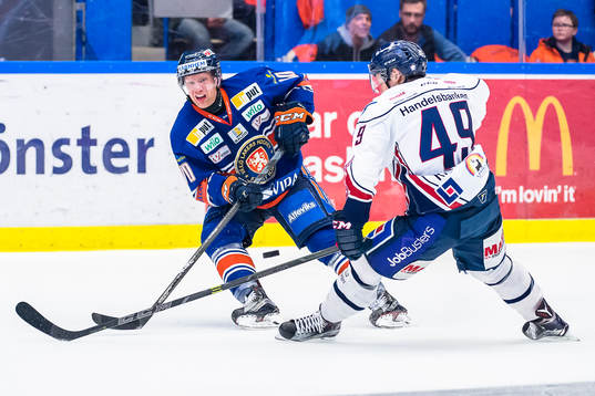 Växjös Richard Gynge jagas Växjös Linköpings Rhett