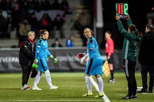 Rosengårds målvakt Erin McLeod får utgå och målvakt