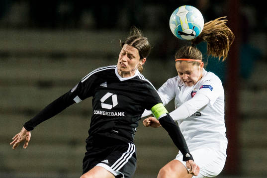 Frankfurts Kerstin Garefrekes och Rosengårds Lieke Martens