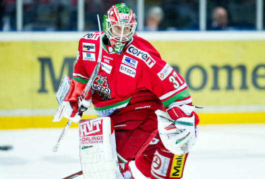 Modos målvakt Adam Reideborn