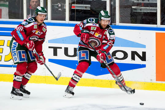 Frölundas Andreas Johnson och Joel Lundqvist