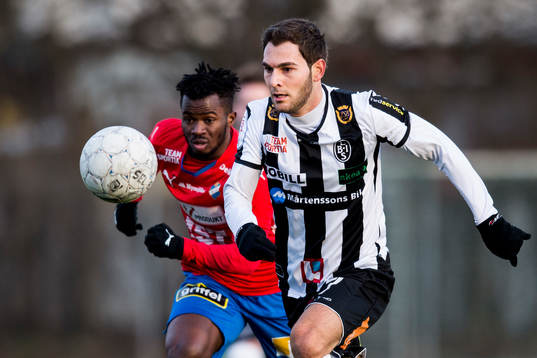 Landskronas Alexander Tkacz och Östers Richard Donkor
