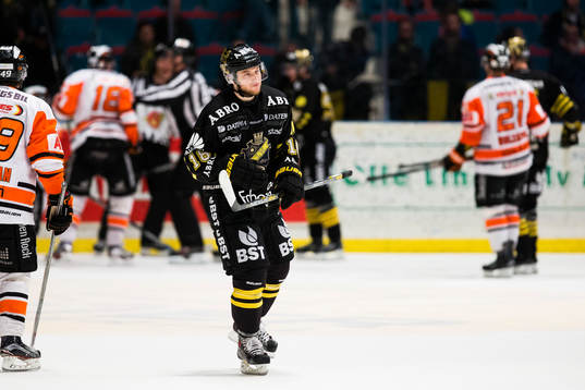 s Andreas Hjelm deppar