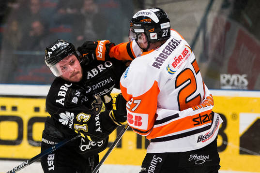 s Marcus Jonsson och Karlskronas Henrik Nilsson