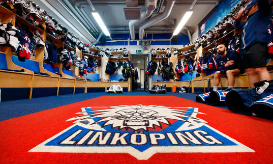 Linköpings omklädningsrum före femte kvartsfinalen i SHL