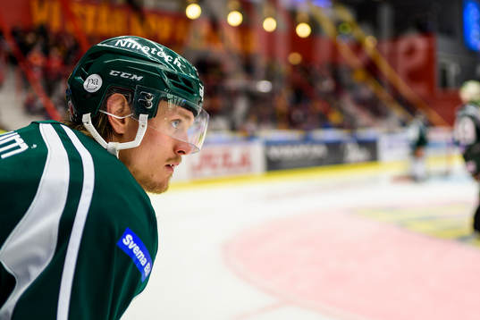 Färjestads Magnus Nygren på uppvärmningen