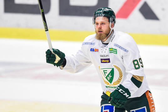 Färjestads Antti Tyrväinen jublar