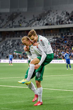 Hammarbys Isac Lidberg och Dusan Jajic jublar