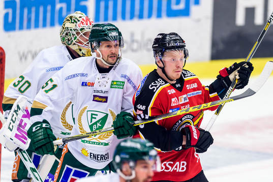 Färjestads Rickard Wallin och Luleås Lennart Petrell