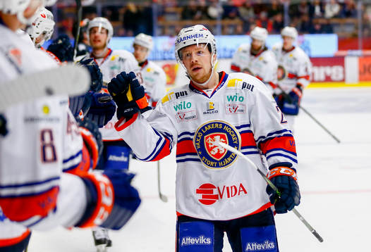 Växjös Joakim Hillding jublar