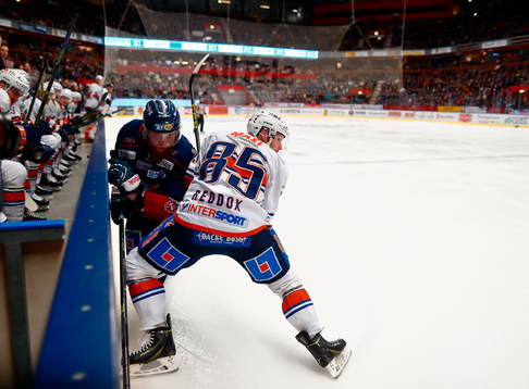 Linköpings Jonas Junland och Växjös Liam Reddox