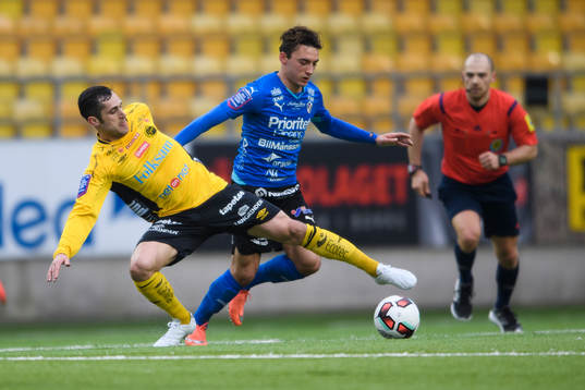 Elfsborgs Emir Bajrami och Halmstads Sead Haksabanovic