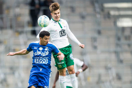 Esteghlals Reza Khorsandnia och Hammarbys Dusan Jajic