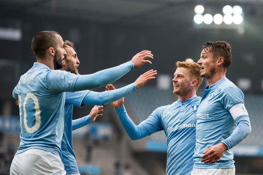 Bläddra bland fler bilder av Fotboll, Träningsmatch, Malmö FF - Helsingfors
