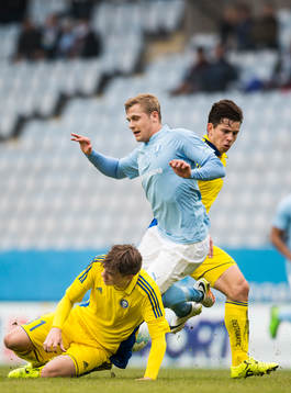 Malmö FFs Erik Andersson mot Helsingfors Leo Väisänen
